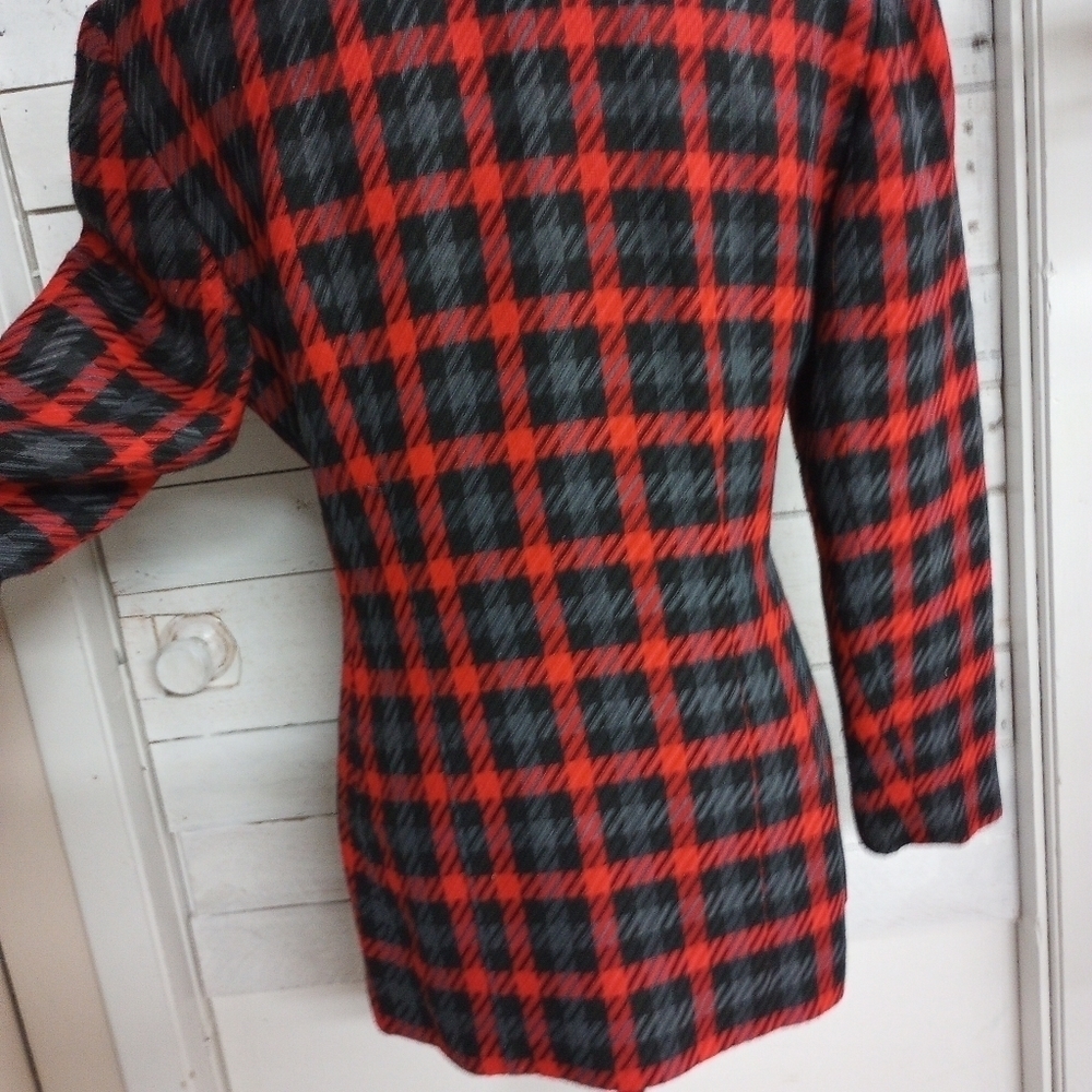 Cappagallo Vintage Red Plaid Wool Blend Blazer Jacket Size 8 with Shoulder Pads. - Picture 4 of 12